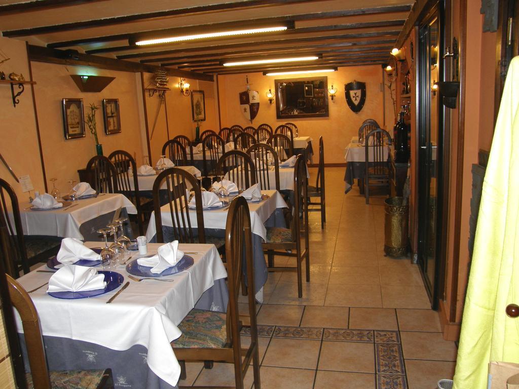 Hostal El Pesquero Burgo Eksteriør billede